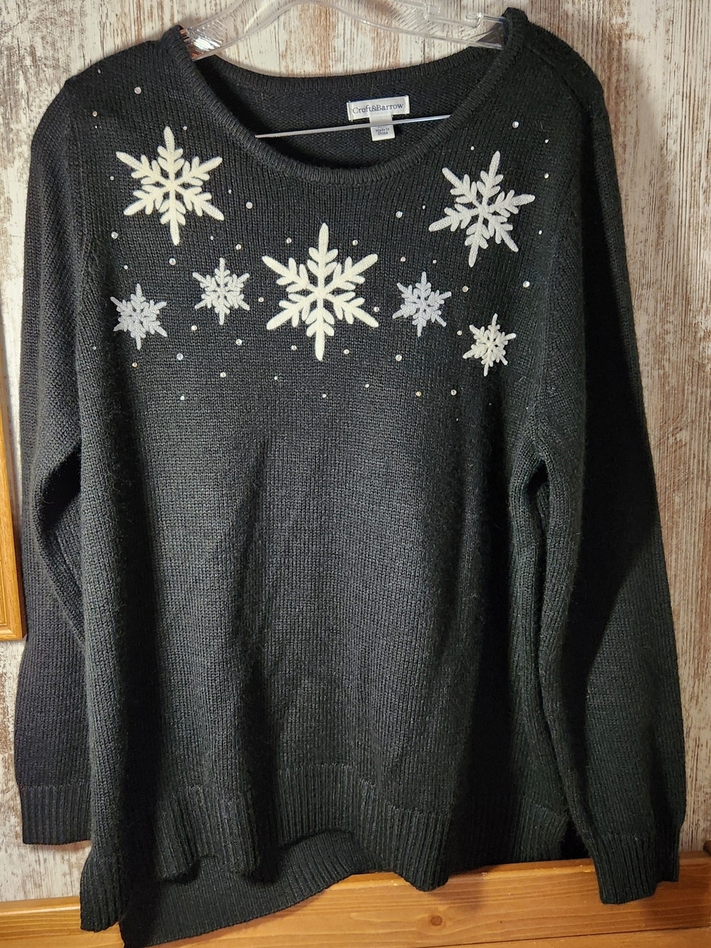 croft & barrow Black Snowflake Embellished Crewneck Sweater Winter Snow LOOK ❄️